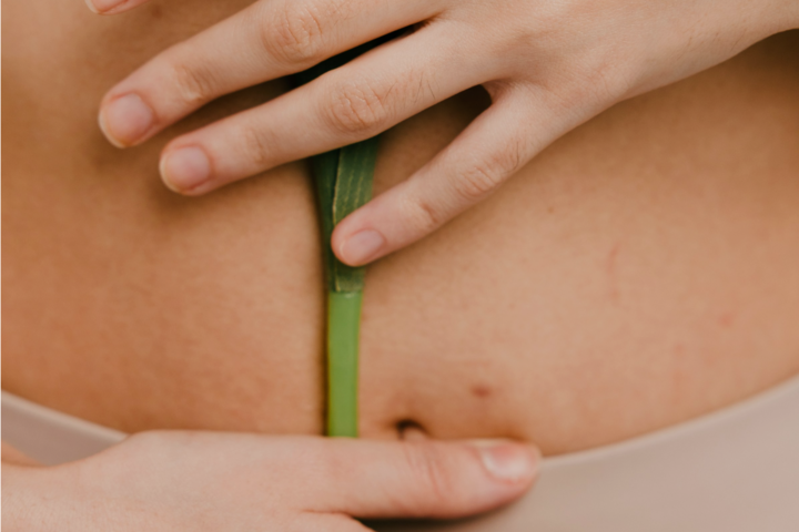 5 Ways To Skip The Summer Bloat And Swelling According To A Nutritionist